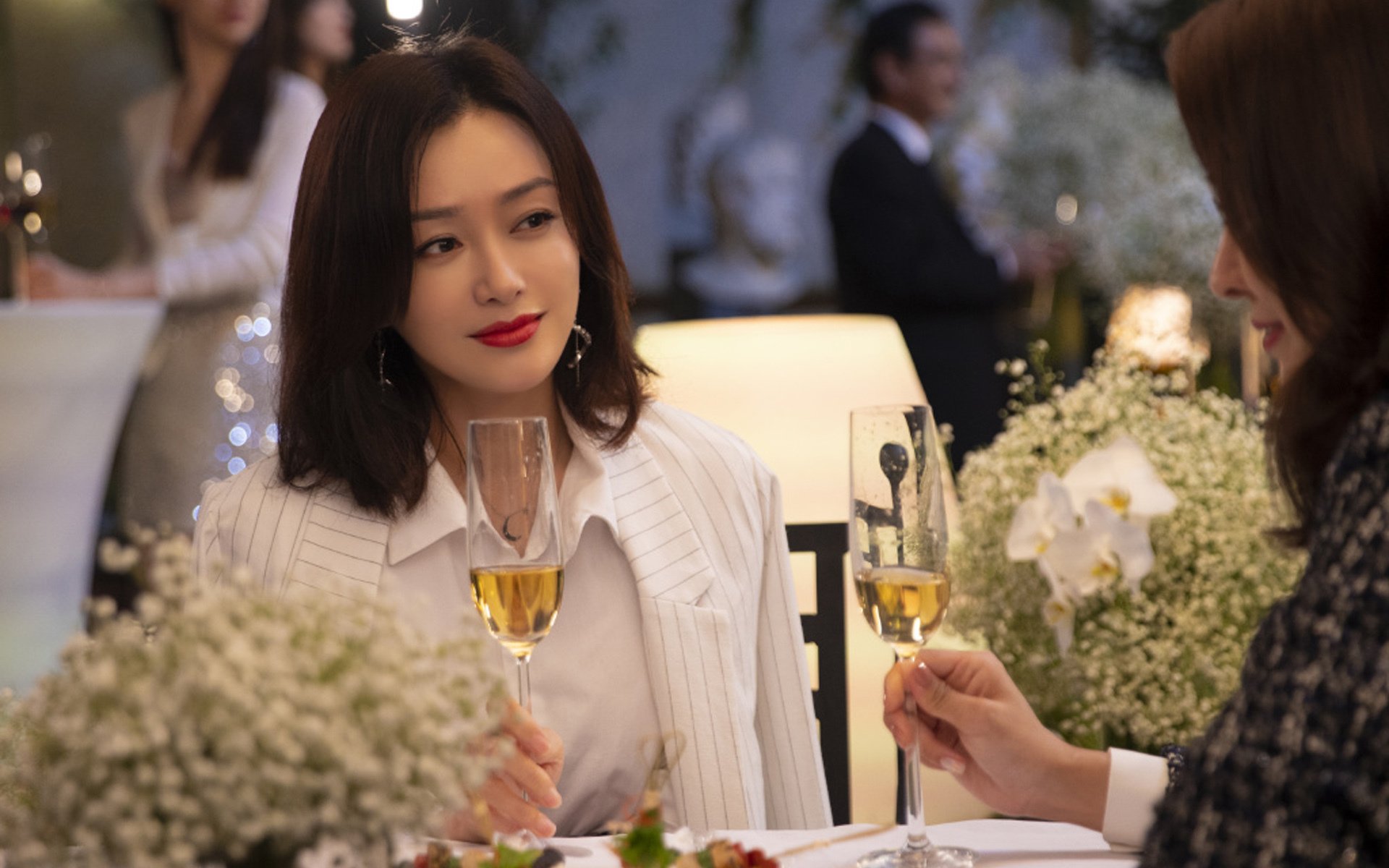 后腰长距离推进能力是否决定比赛破局可能性,后腰对球队的重要性